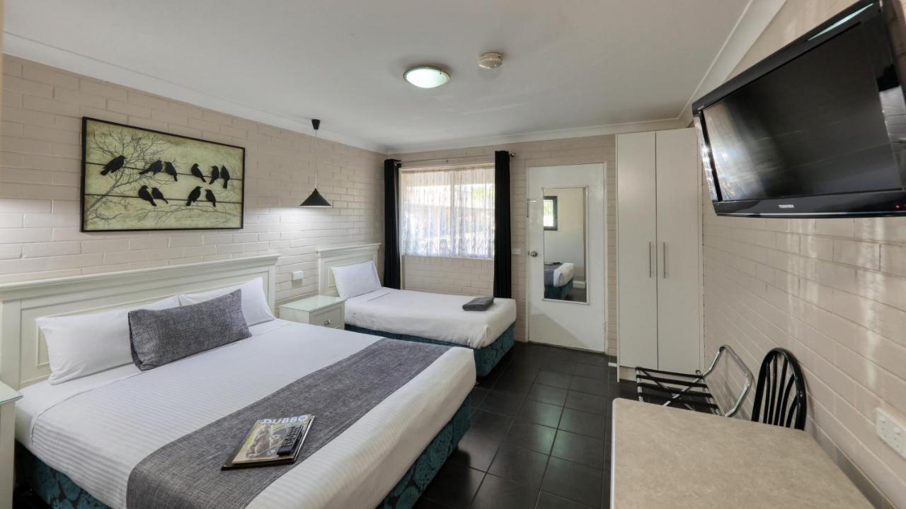 Country Leisure Motor Inn Dubbo Exterior photo